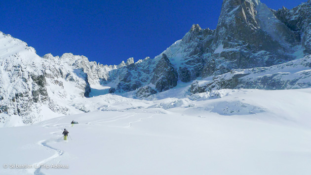 les grands champs de poudreuse des alpes